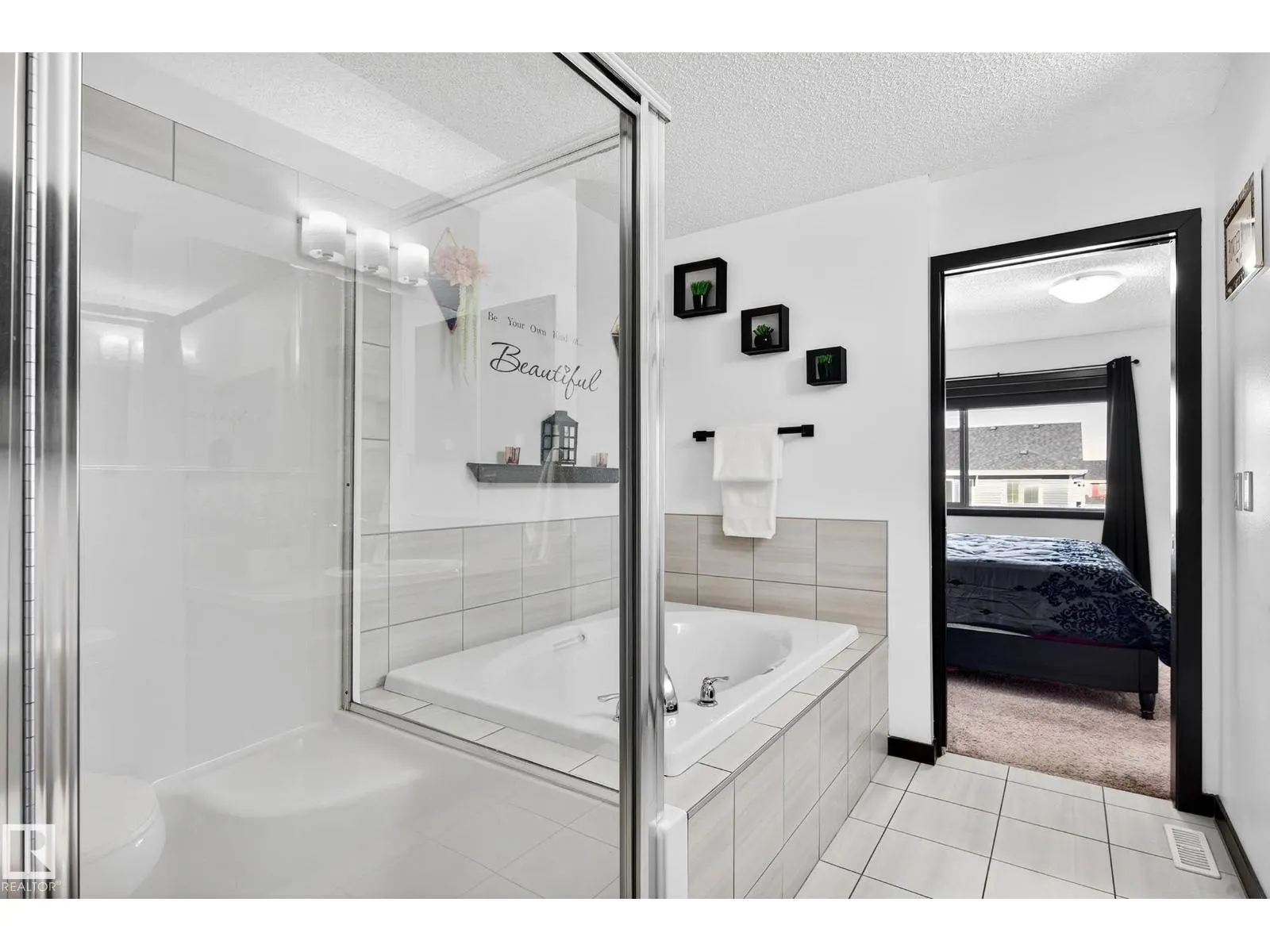520 STURTZ LI