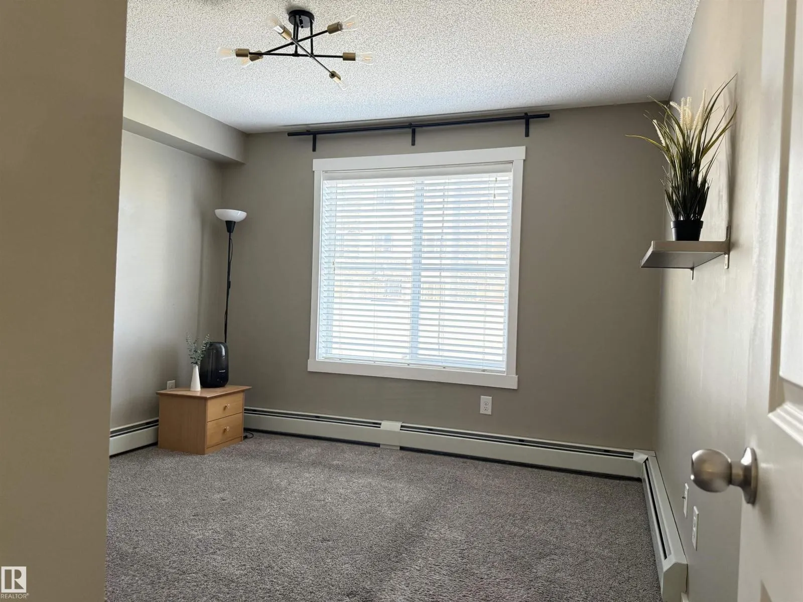 #117 18122 77 St NW NW