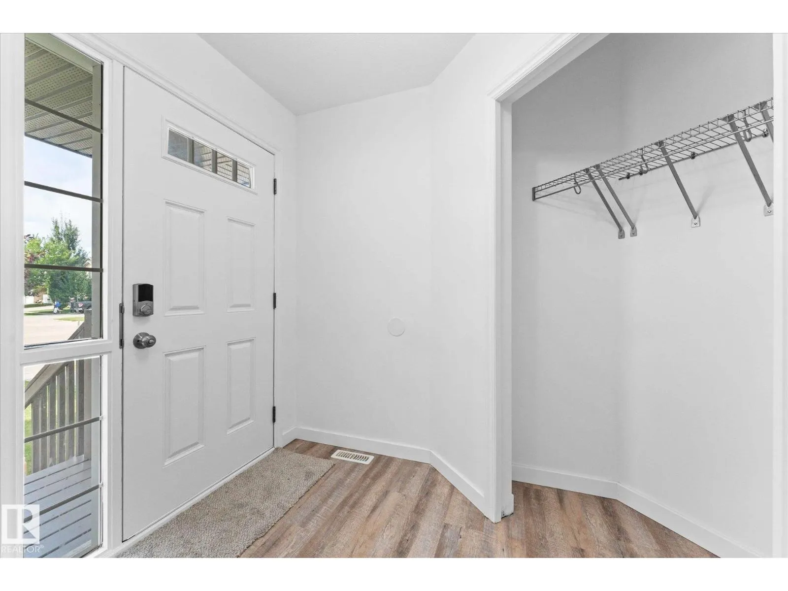 1 RIDGELAND WY