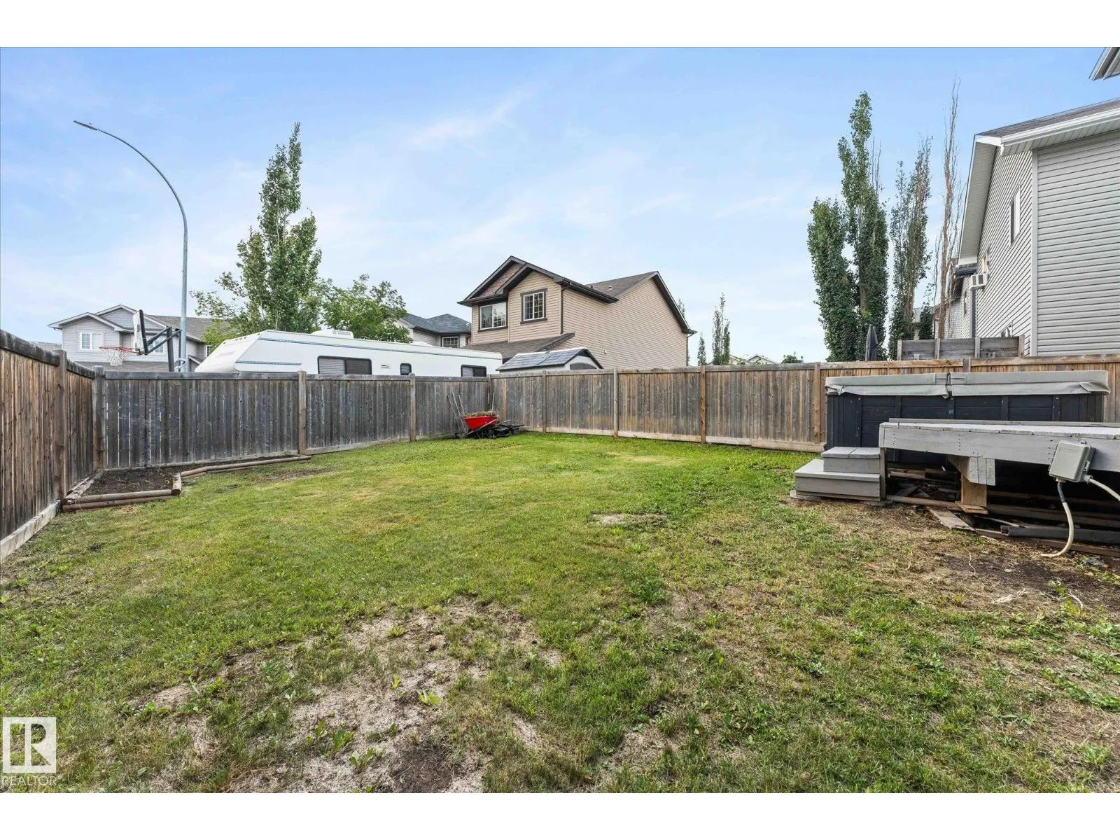 1 RIDGELAND WY