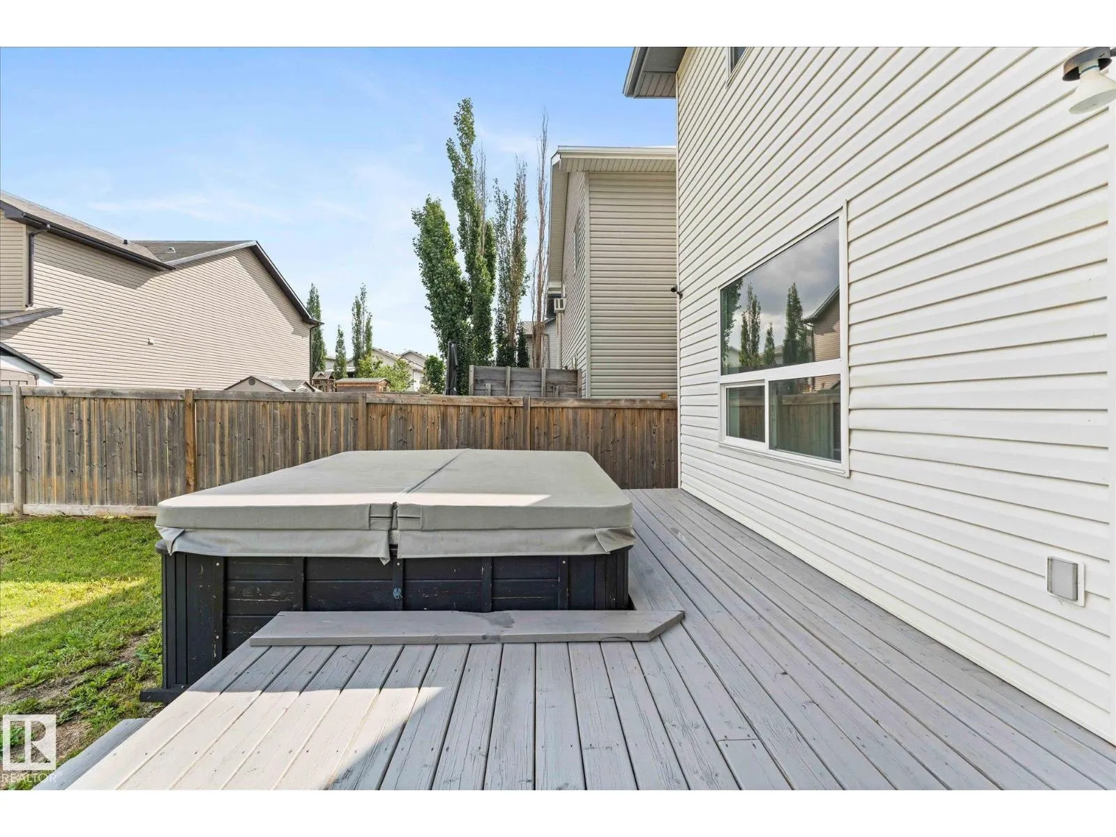1 RIDGELAND WY