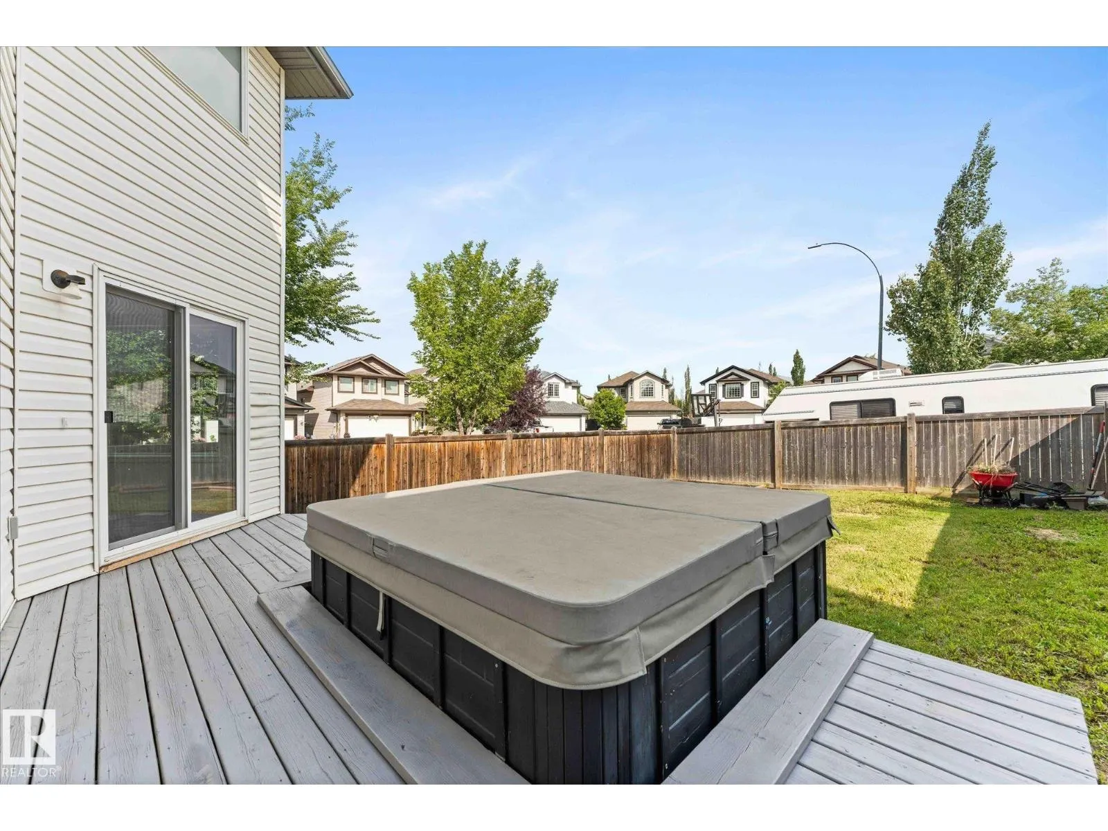 1 RIDGELAND WY
