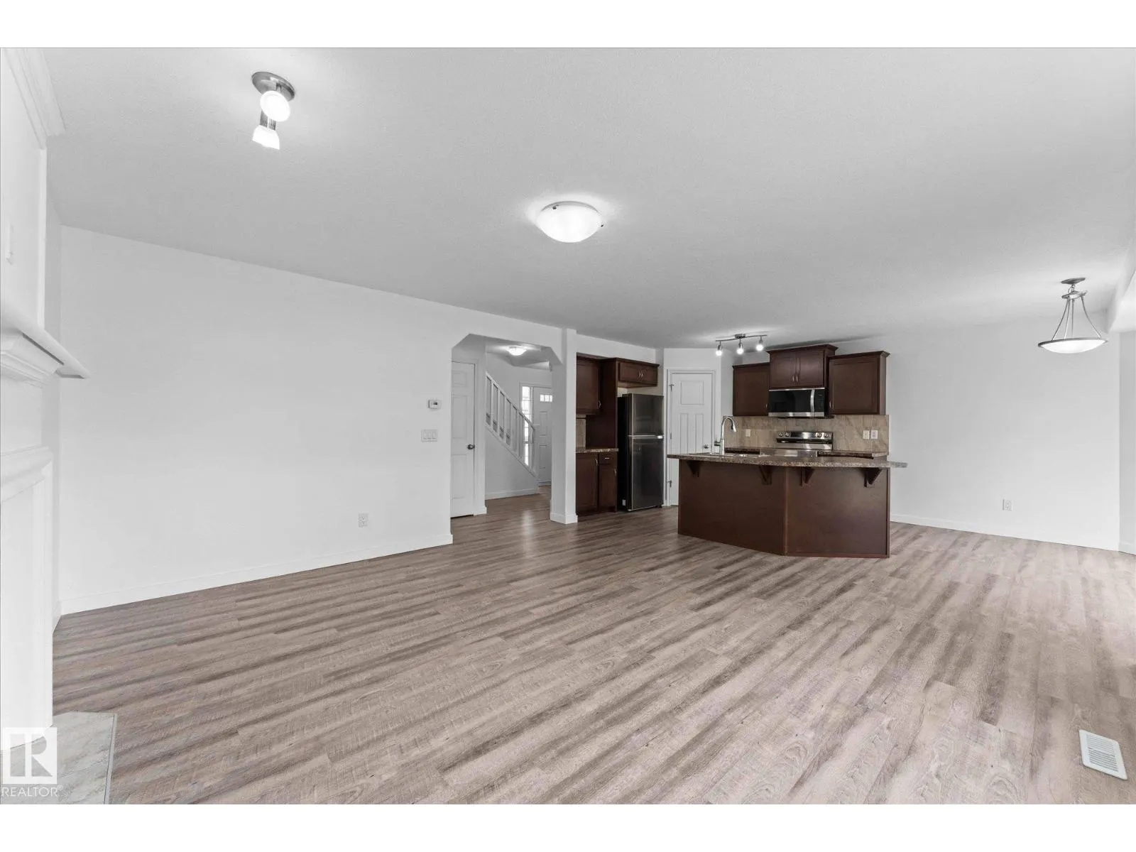 1 RIDGELAND WY