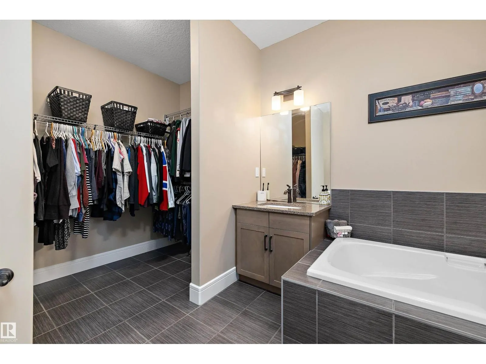 3193 WINSPEAR CR SW