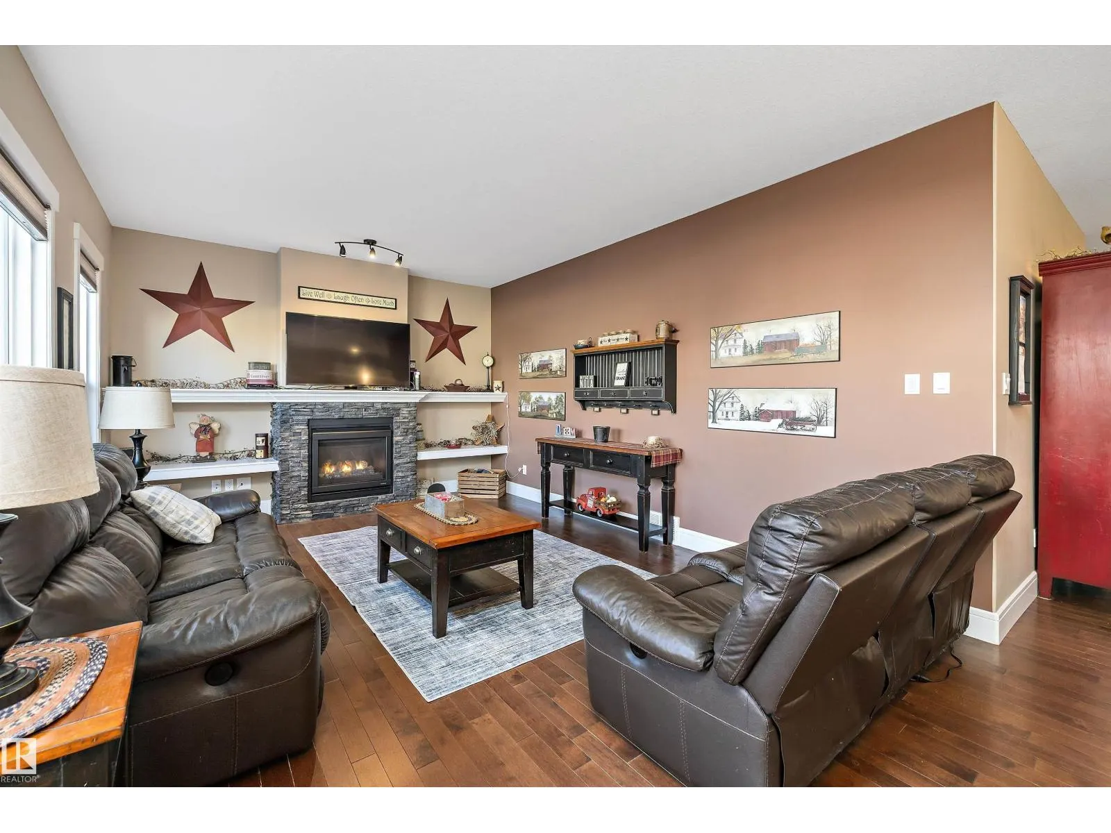 3193 WINSPEAR CR SW