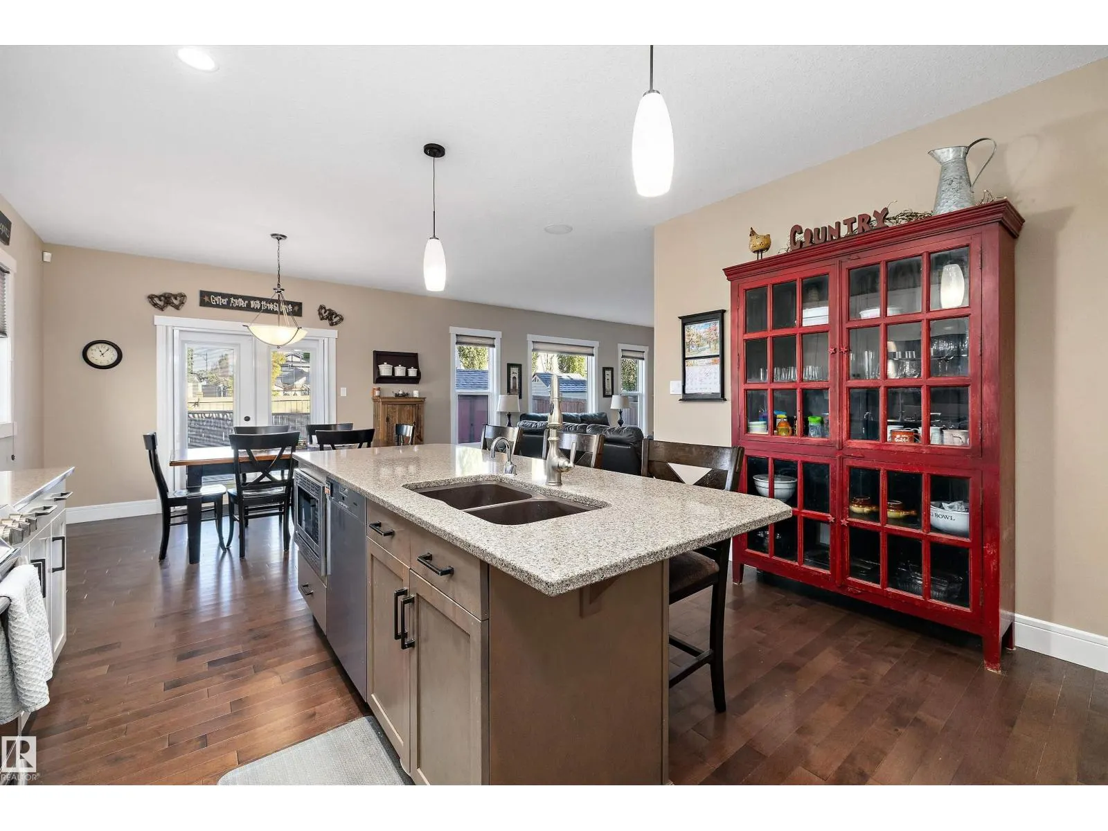 3193 WINSPEAR CR SW