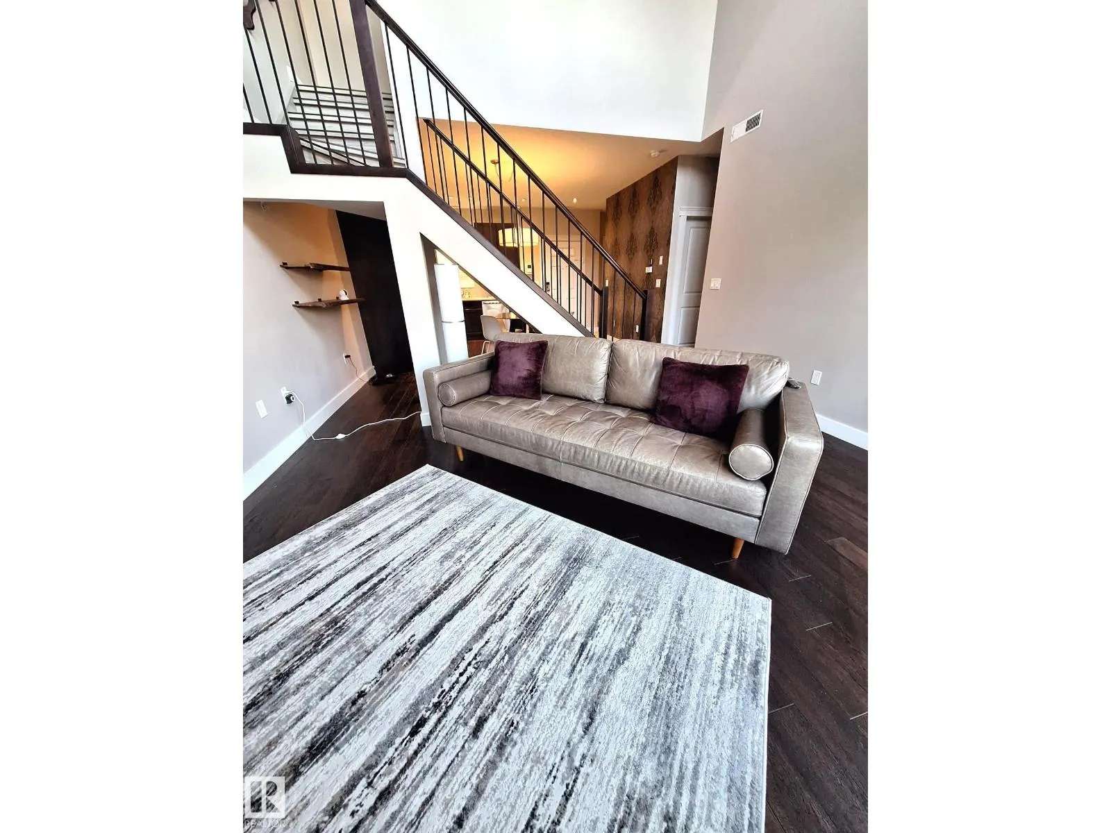 #50 11518 76 AV NW