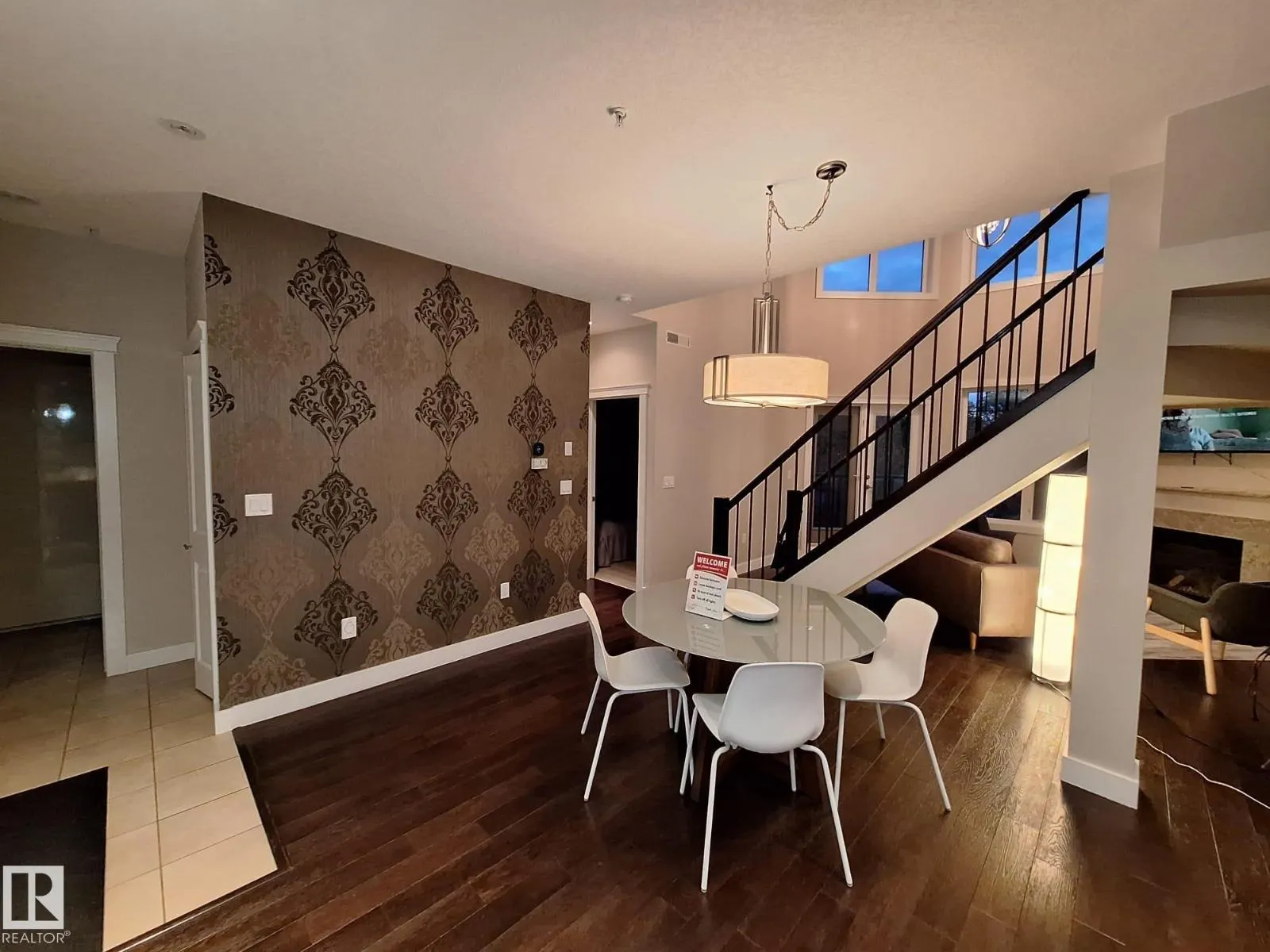 #50 11518 76 AV NW