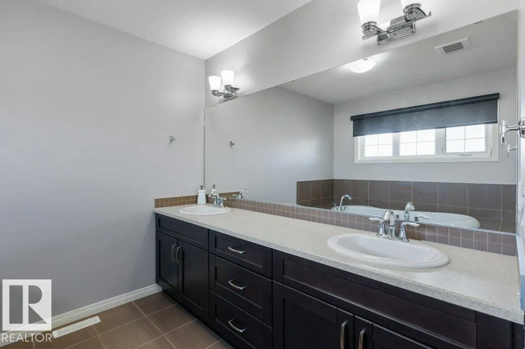 20631 130 AV NW