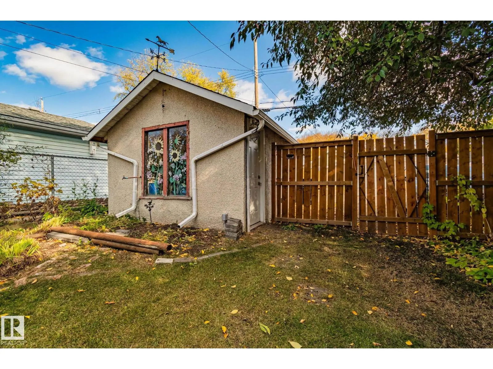 11317 66 ST NW