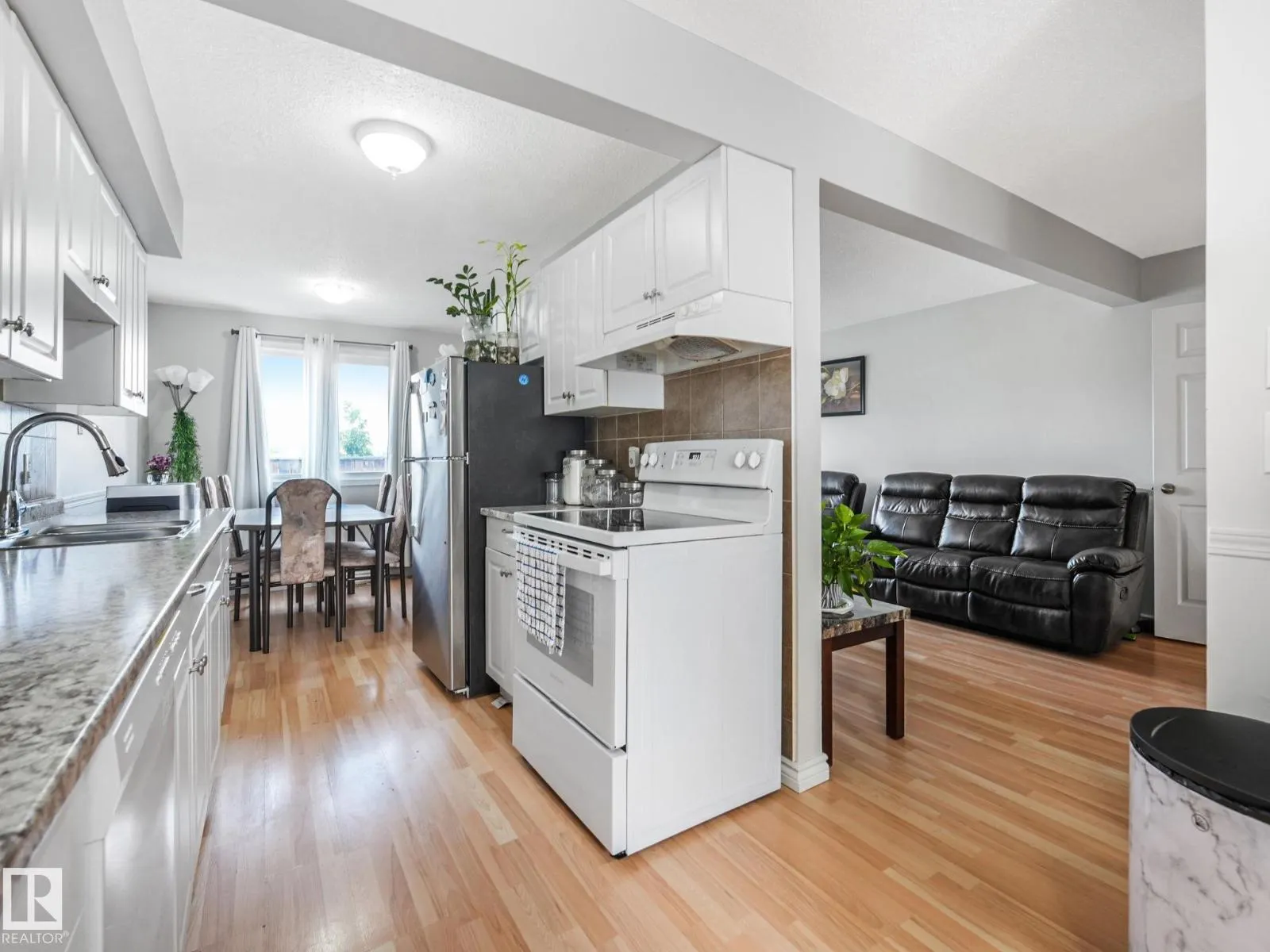 103 CORNELL CO NW