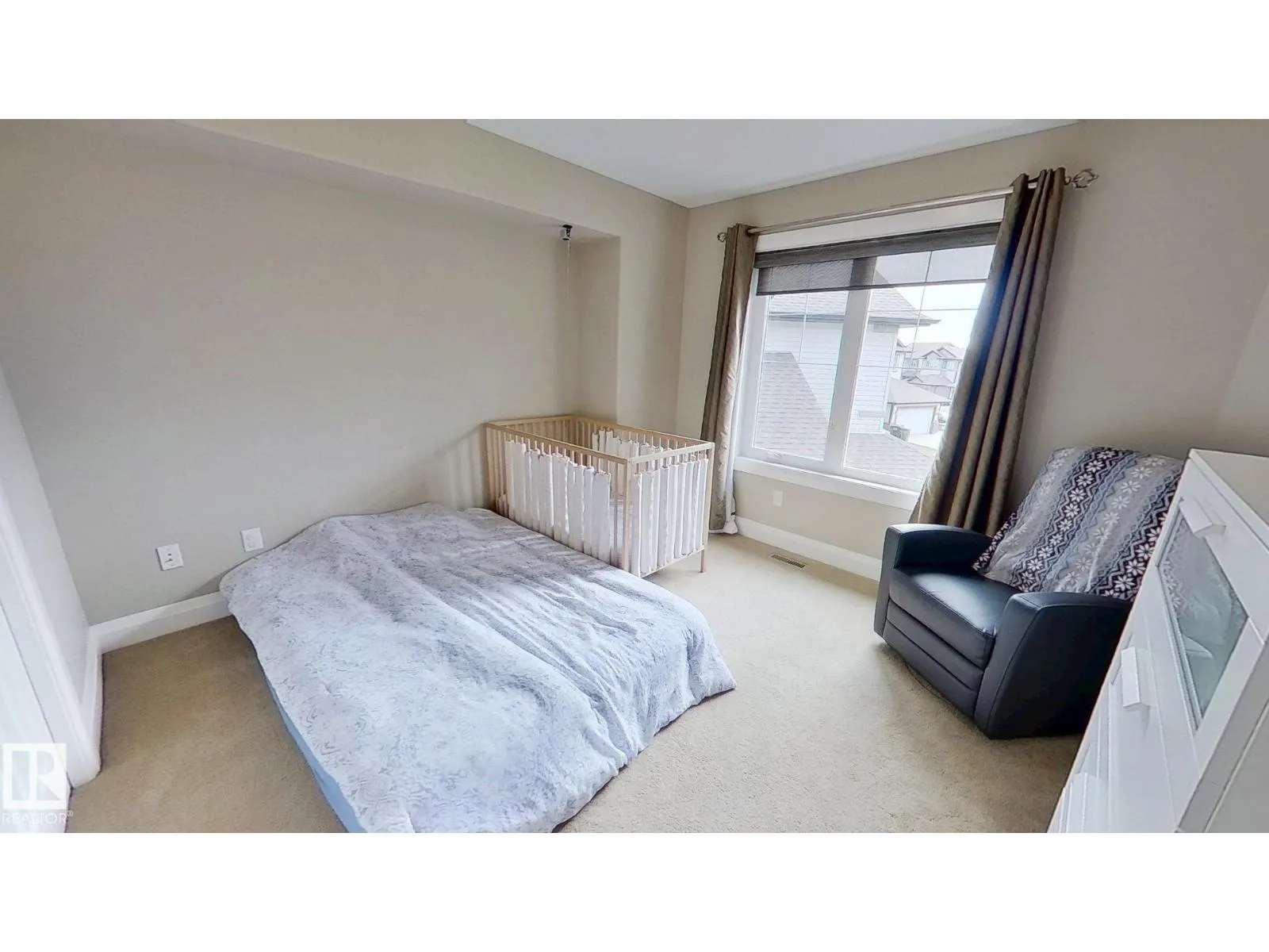 11628 16 AV SW SW