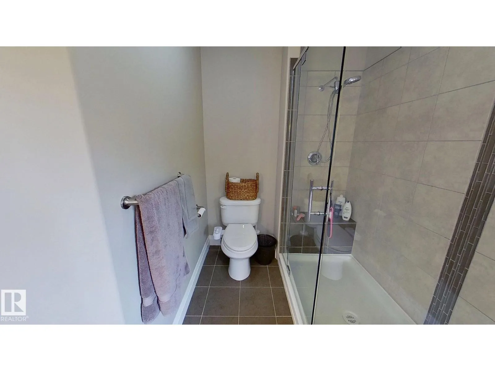 11628 16 AV SW SW