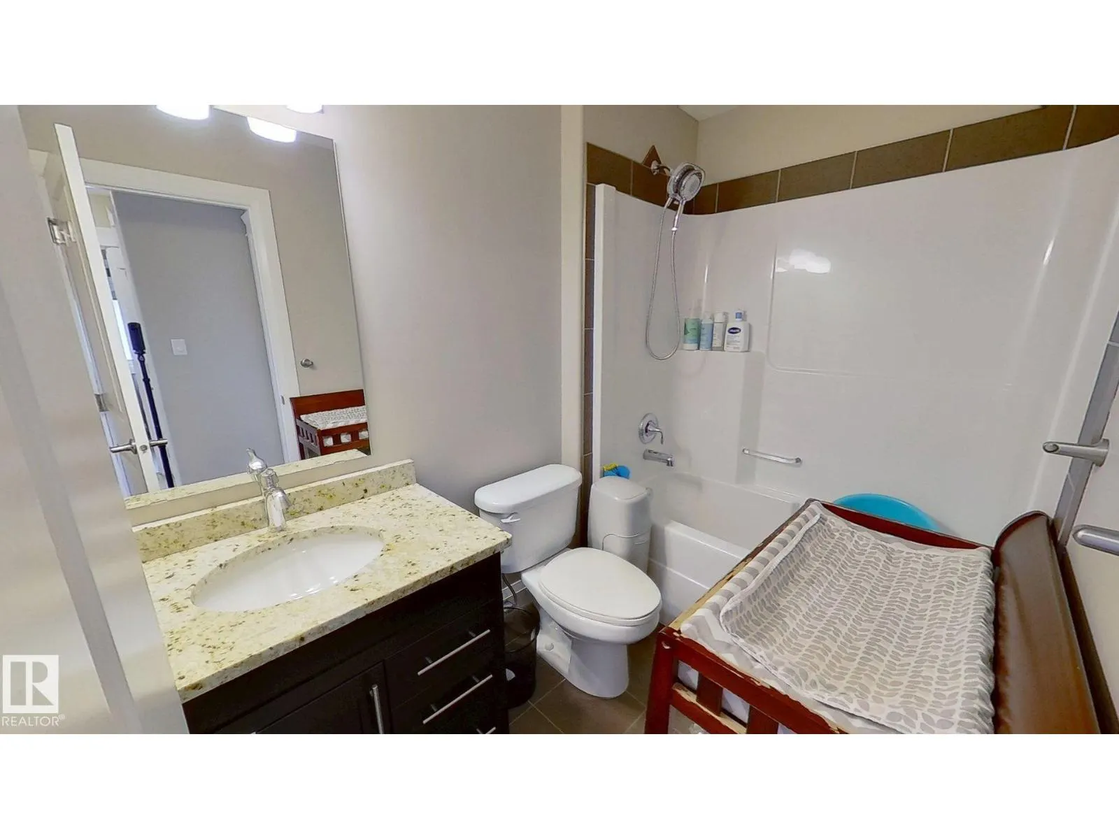 11628 16 AV SW SW
