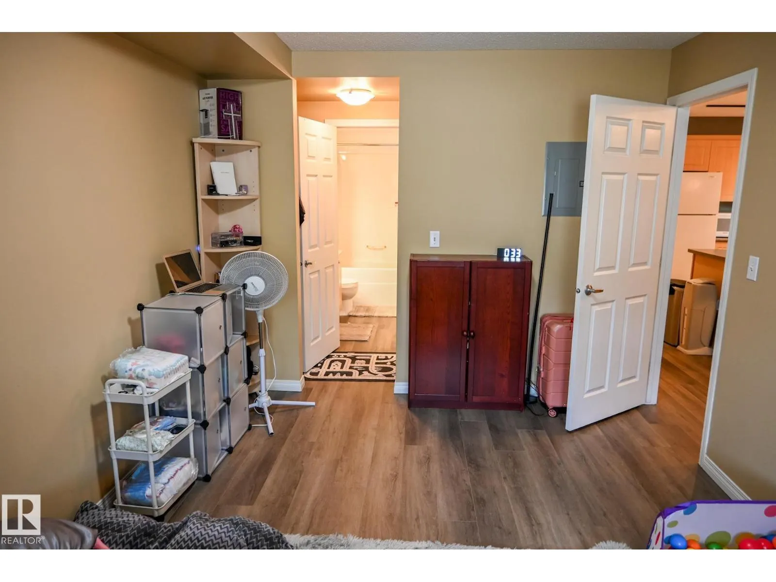 #113 630 MCALLISTER LO SW