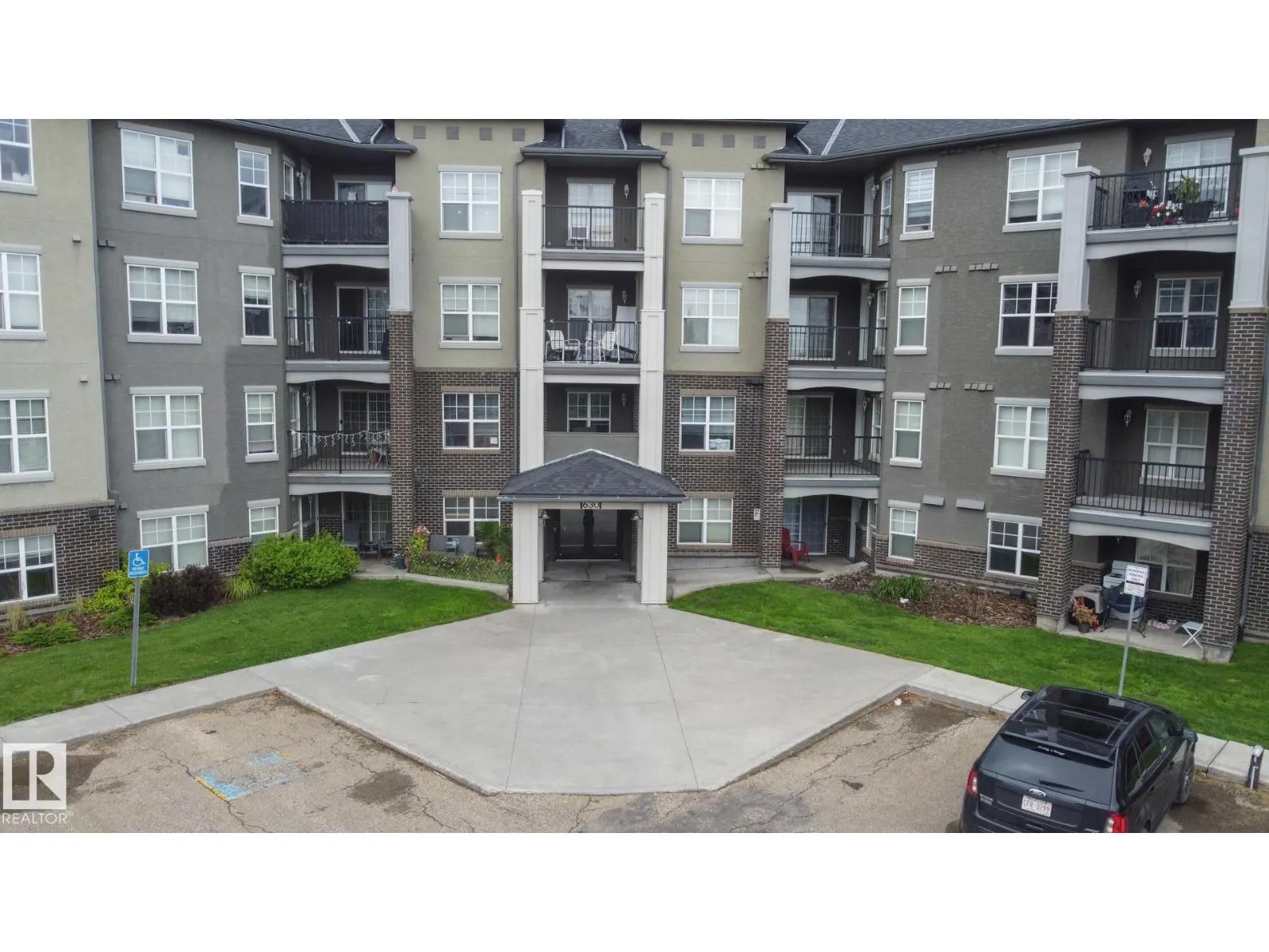 #113 630 MCALLISTER LO SW