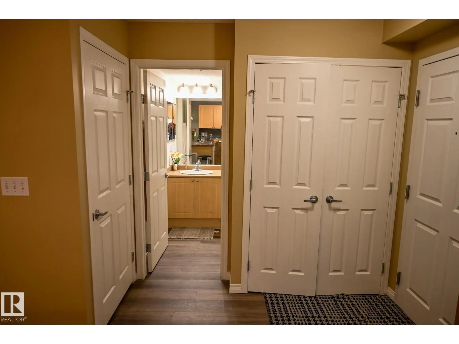 #113 630 MCALLISTER LO SW