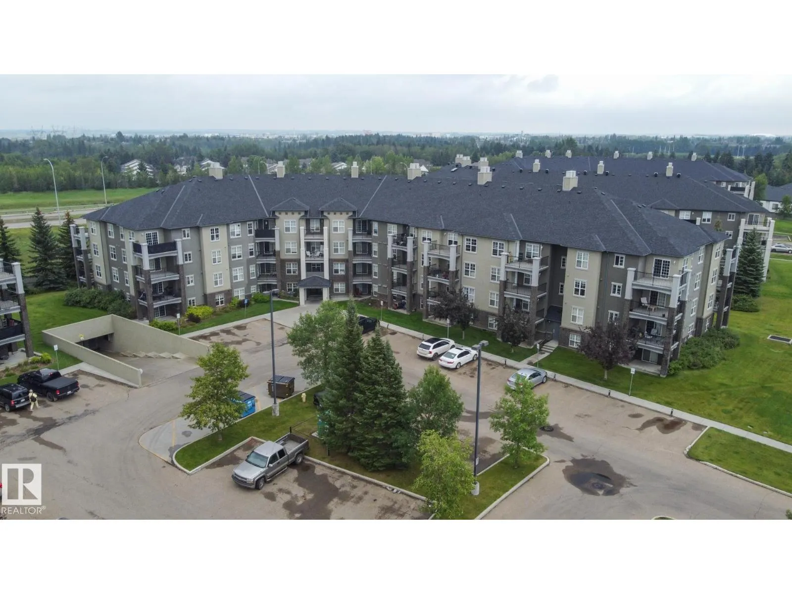 #113 630 MCALLISTER LO SW