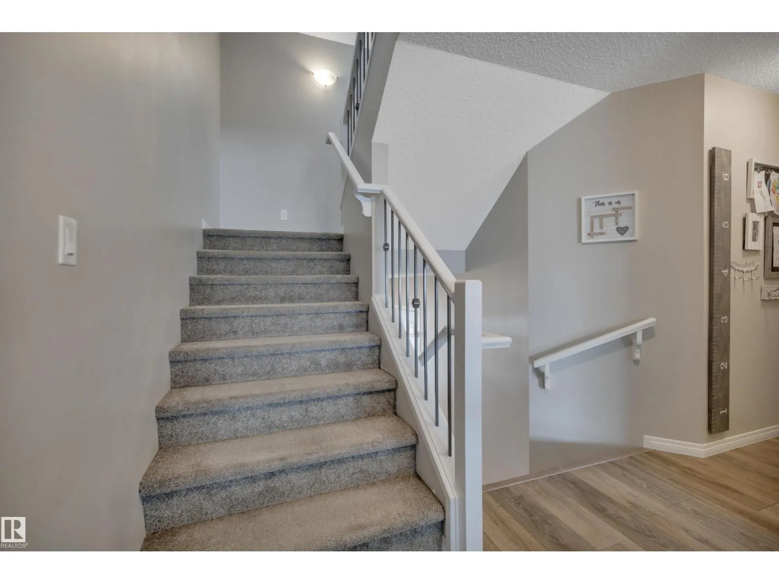 2714 COUGHLAN GREEN SW
