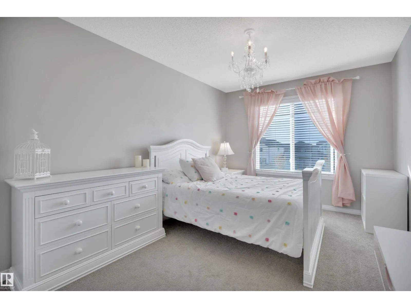 2714 COUGHLAN GREEN SW