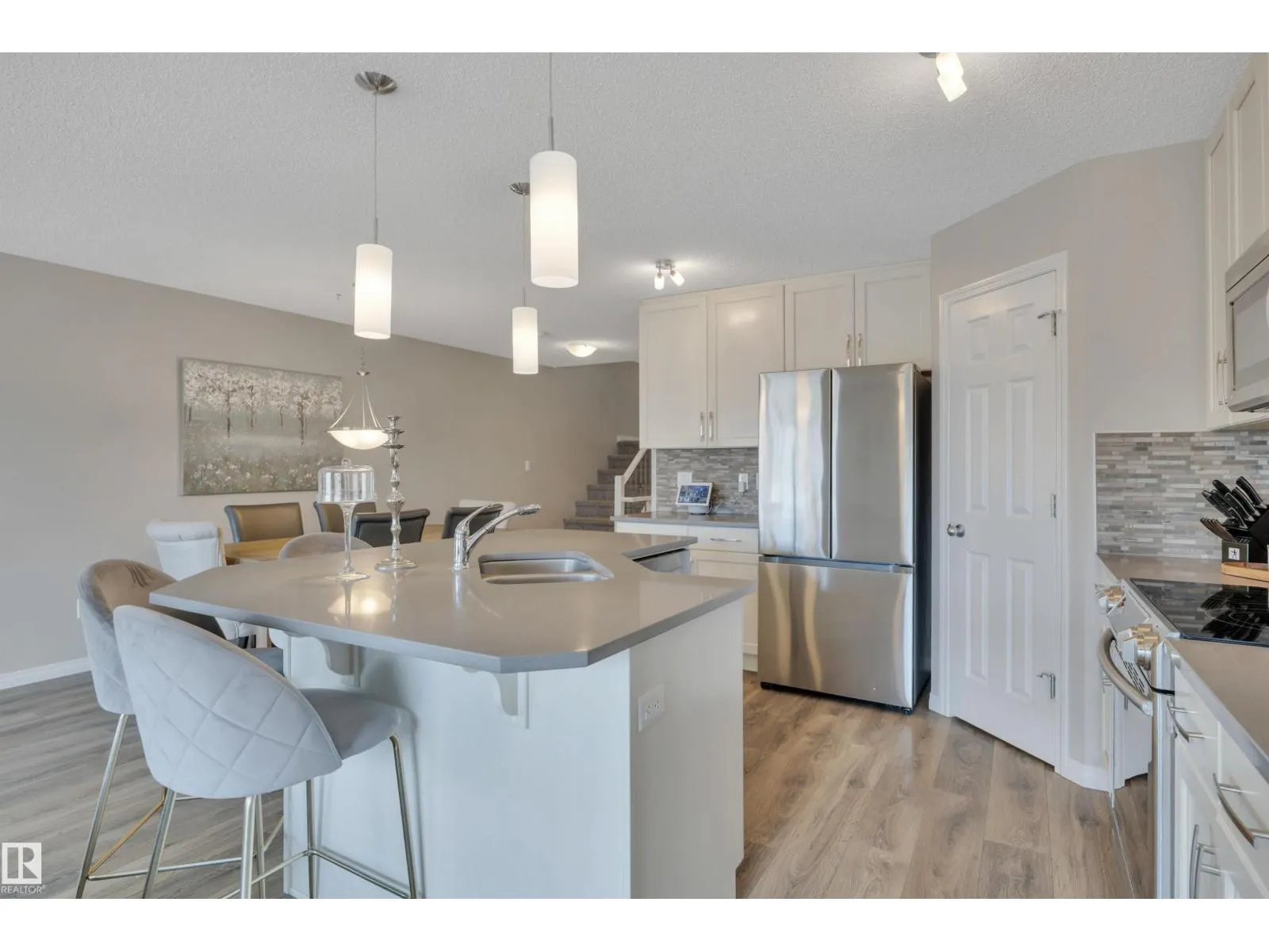 2714 COUGHLAN GREEN SW