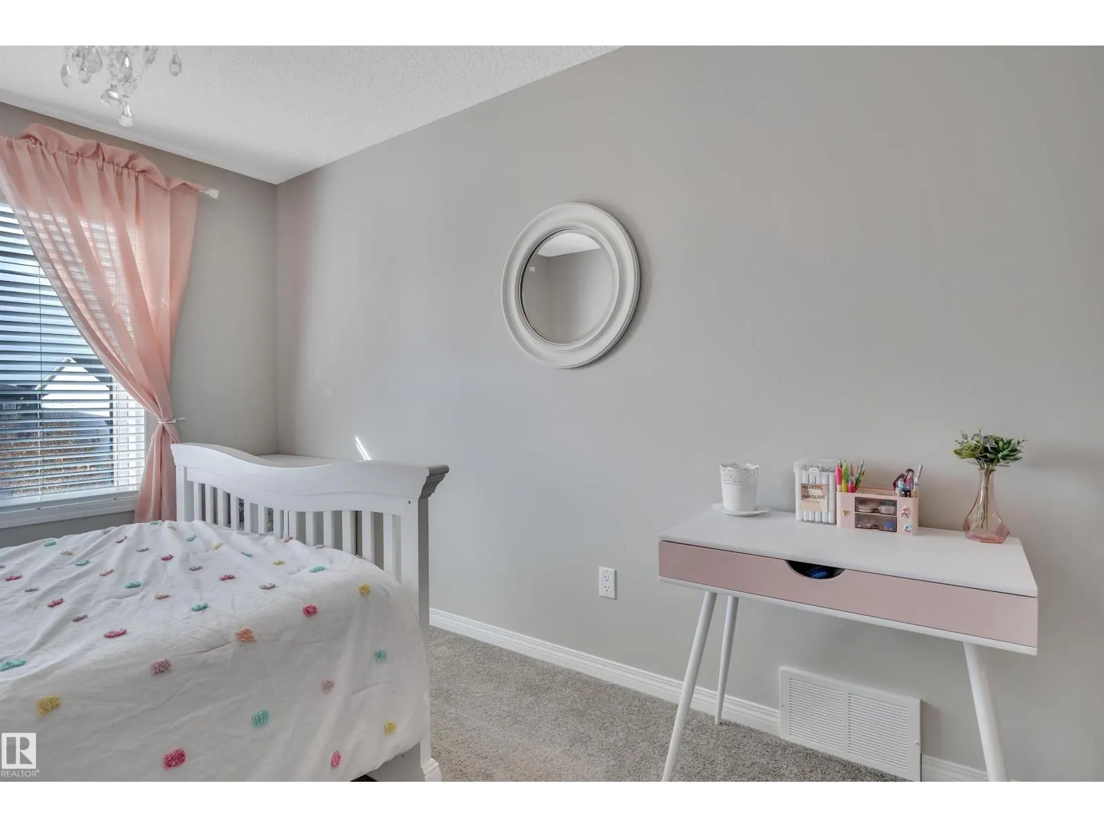 2714 COUGHLAN GREEN SW