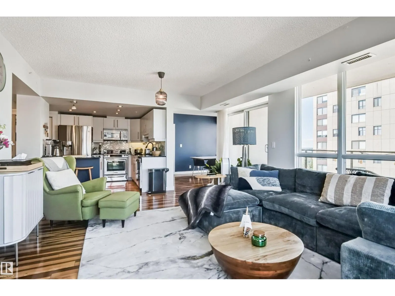 #1003 10046 117 ST NW