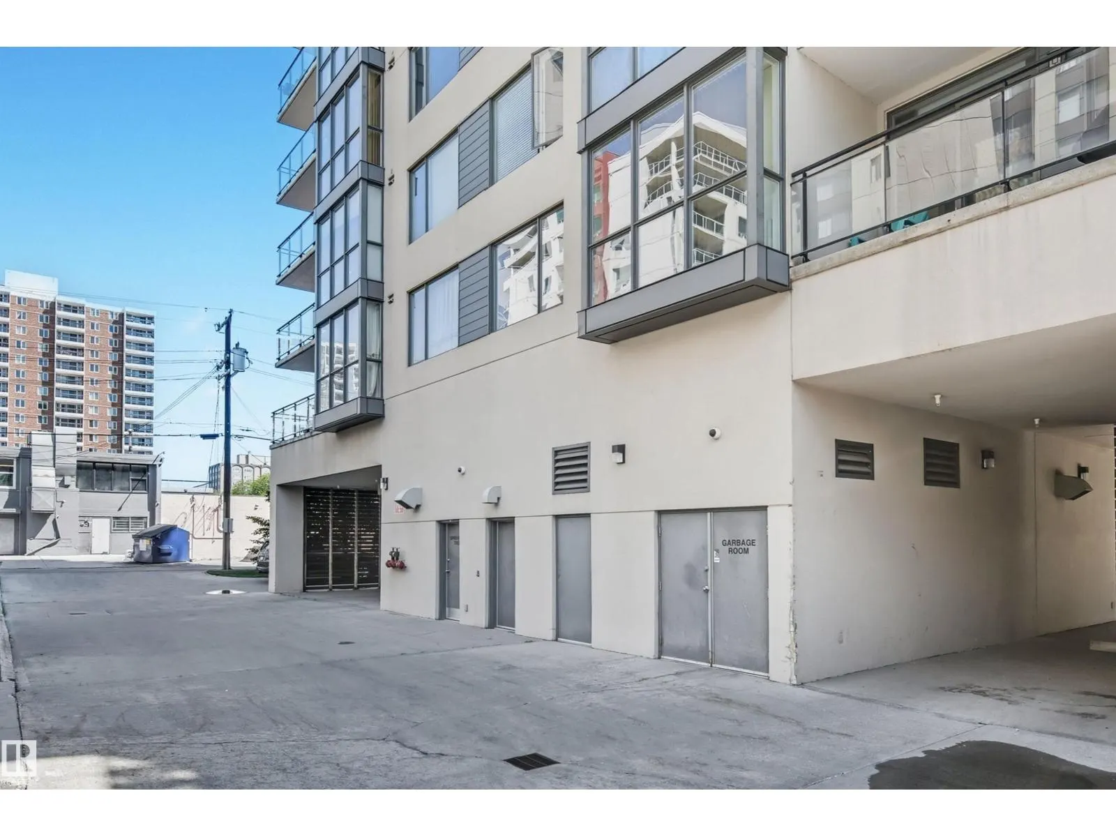 #1003 10046 117 ST NW