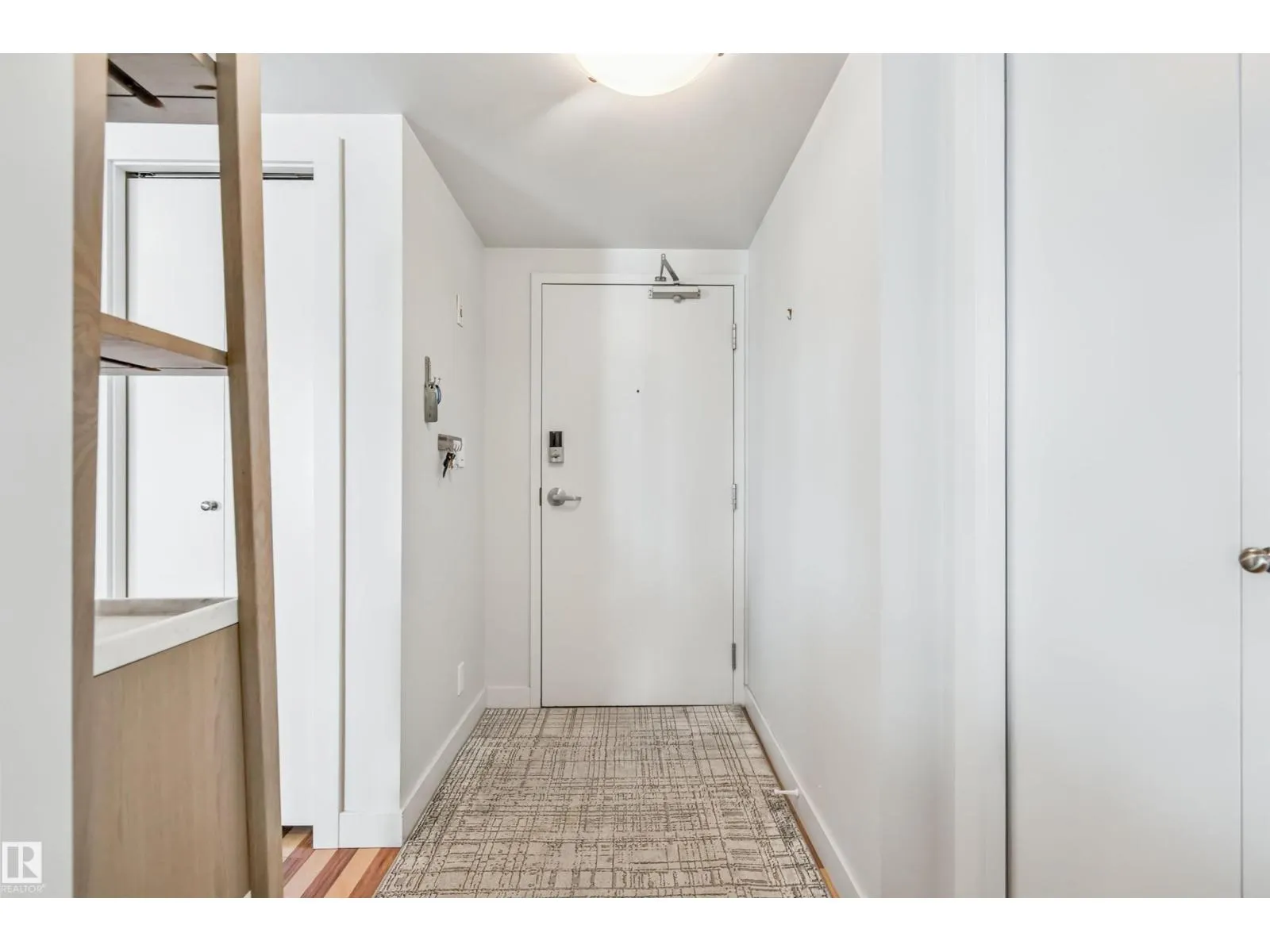 #1003 10046 117 ST NW