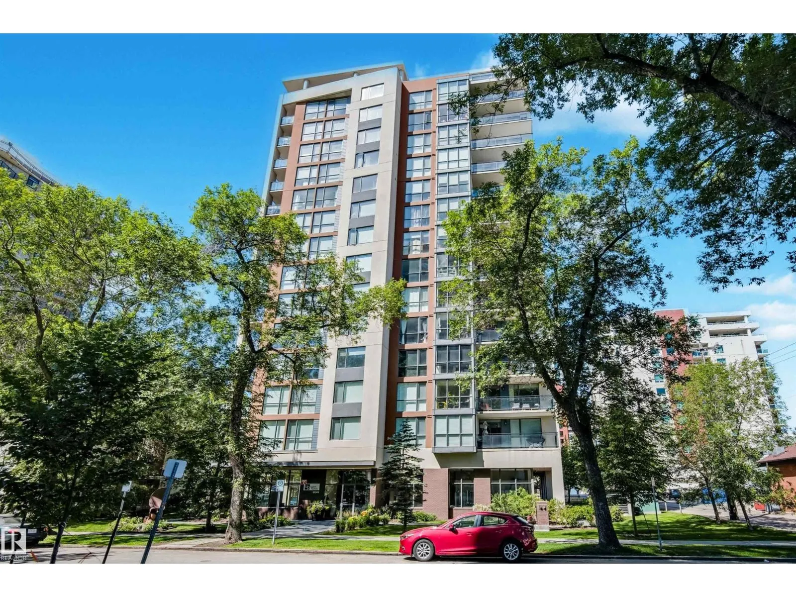 #1003 10046 117 ST NW