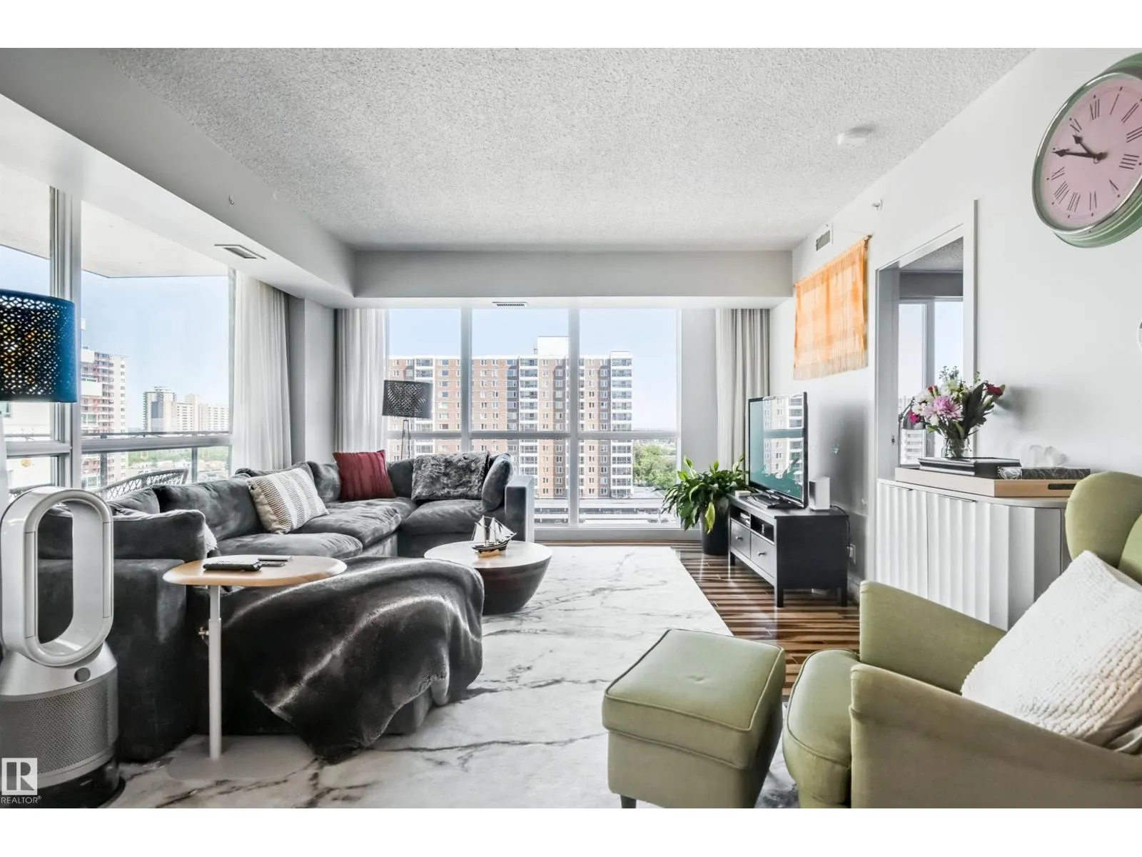 #1003 10046 117 ST NW