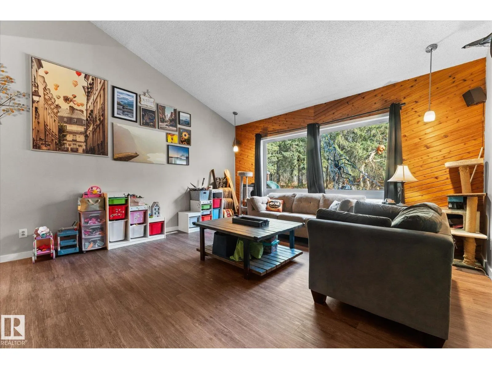 #22 52420 RGE ROAD 13