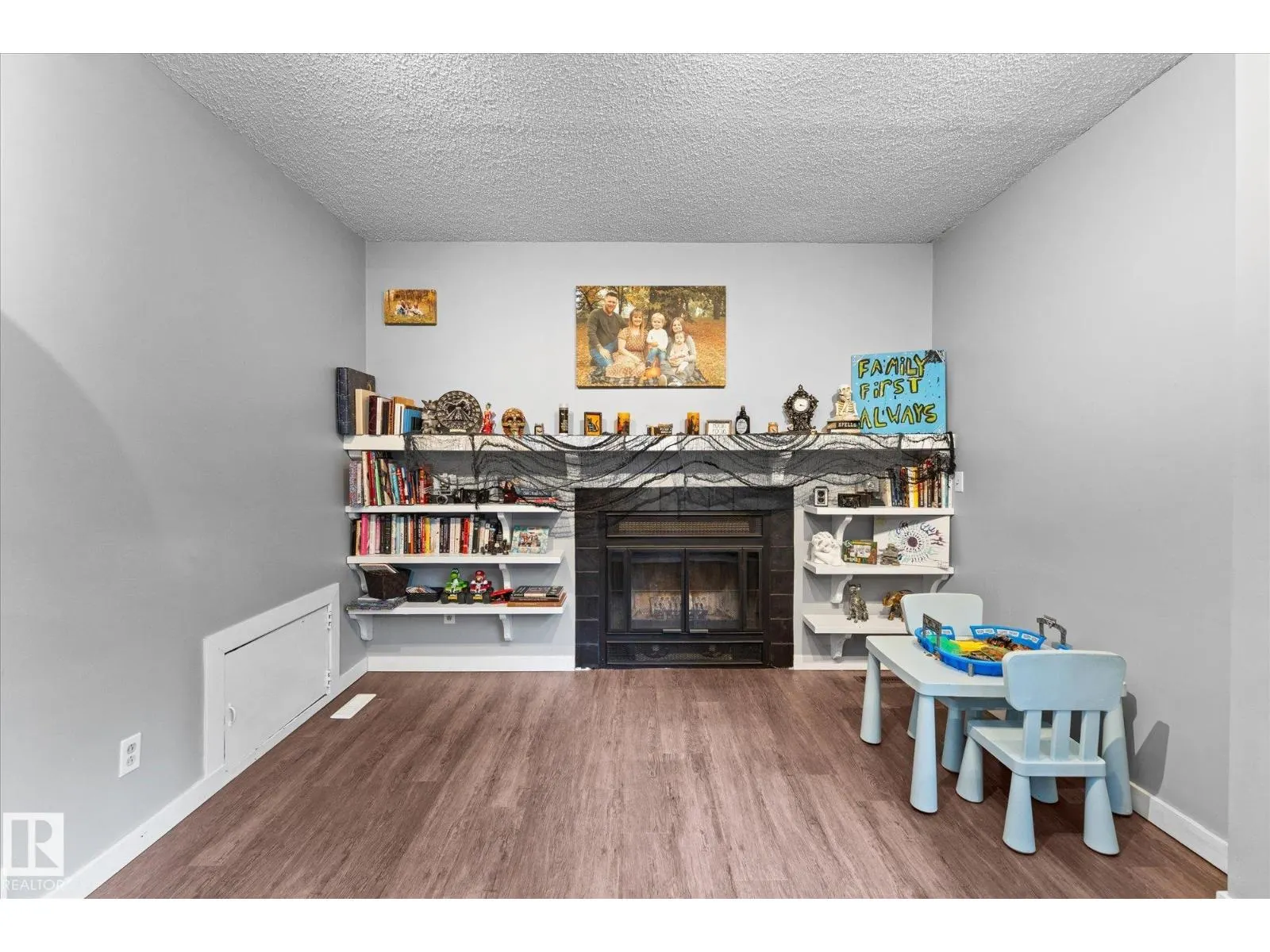 #22 52420 RGE ROAD 13