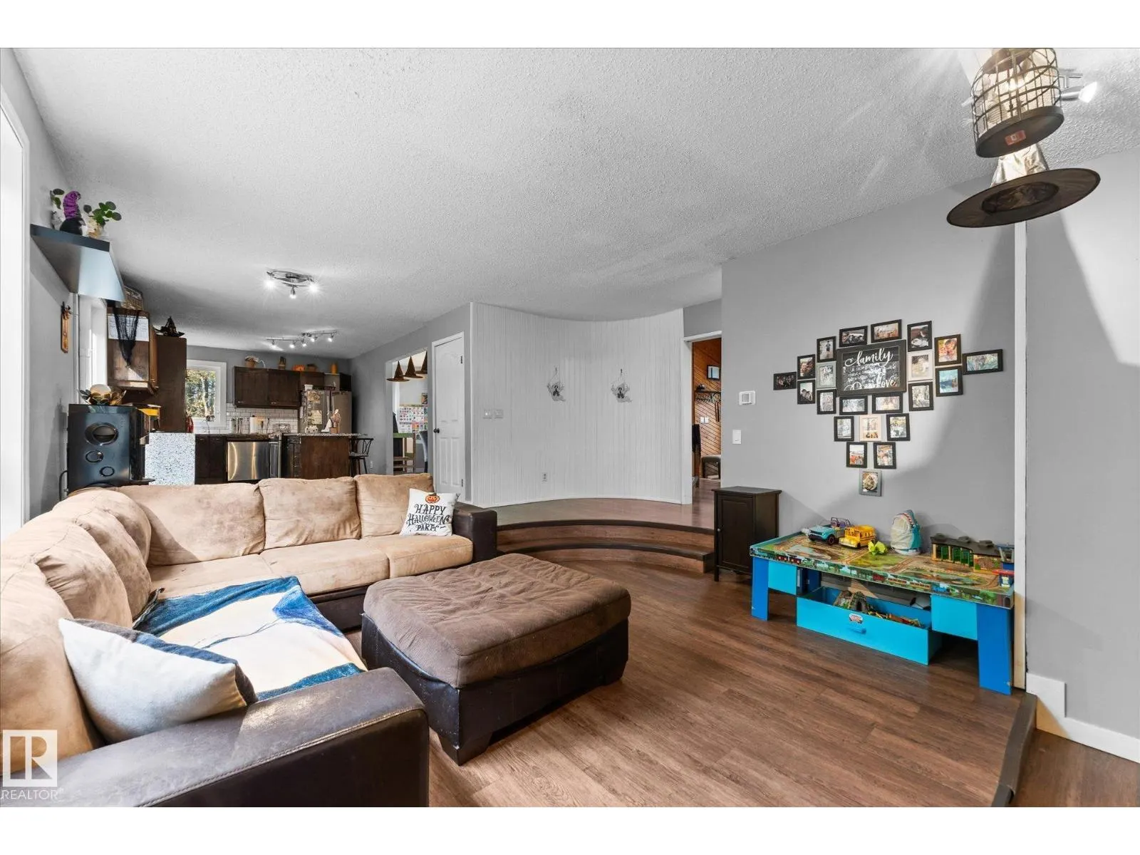 #22 52420 RGE ROAD 13