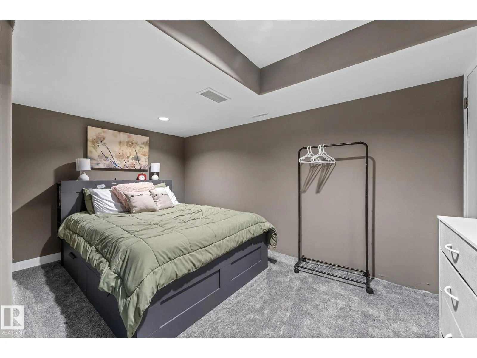 #22 52420 RGE ROAD 13