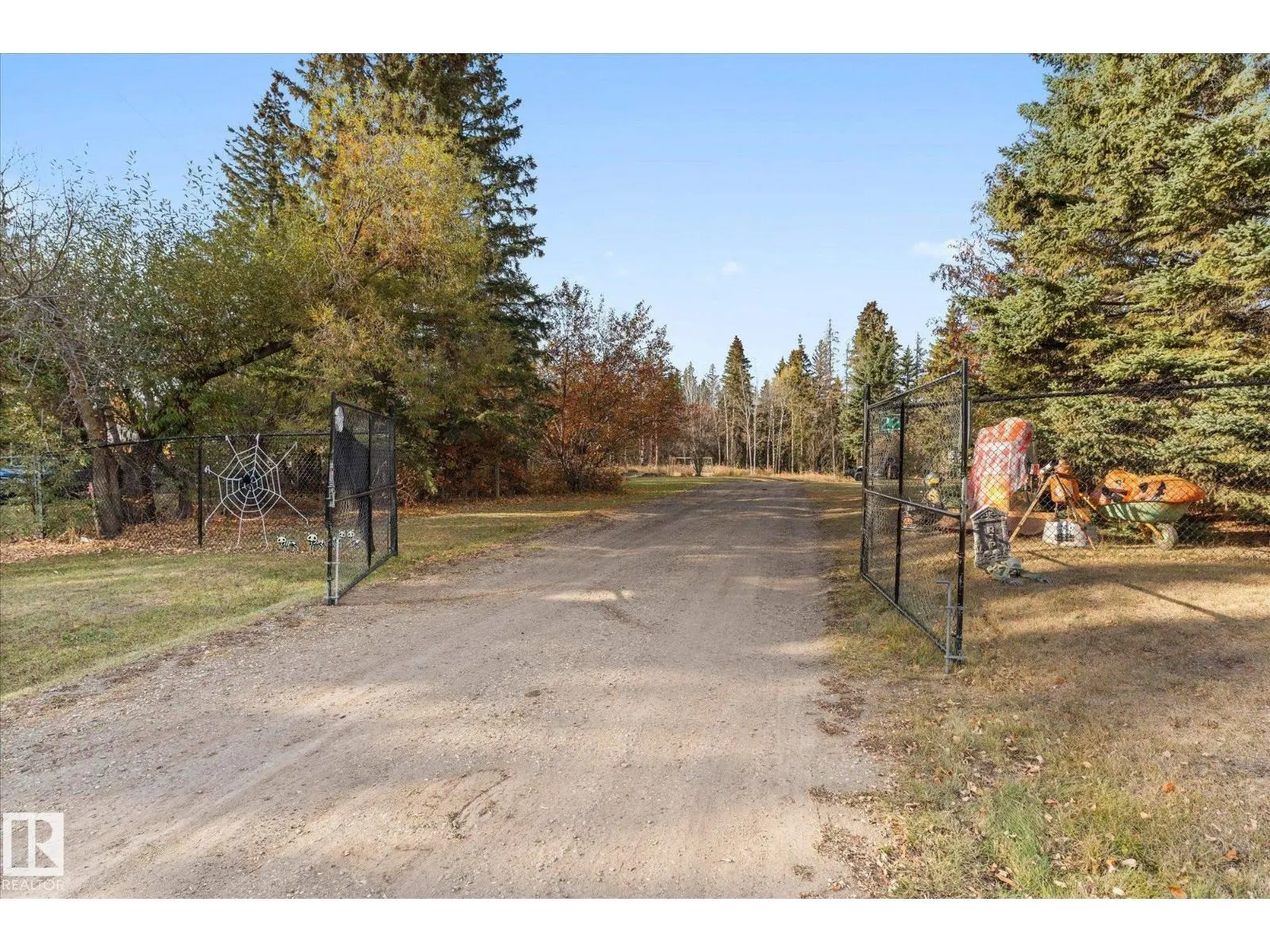 #22 52420 RGE ROAD 13