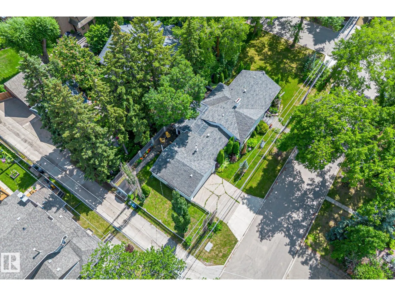 10405 GLENORA CR NW