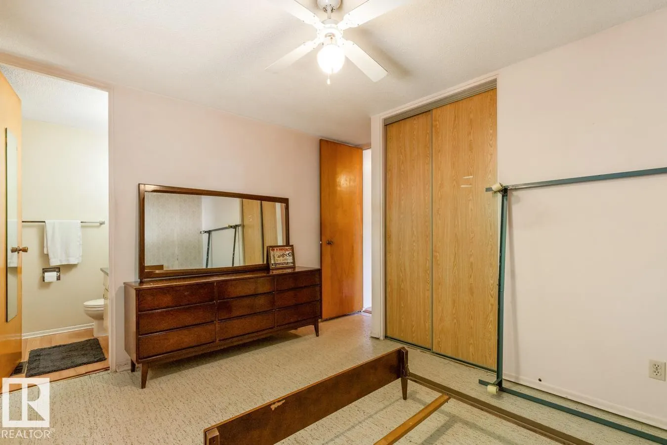 789 ALDER AV