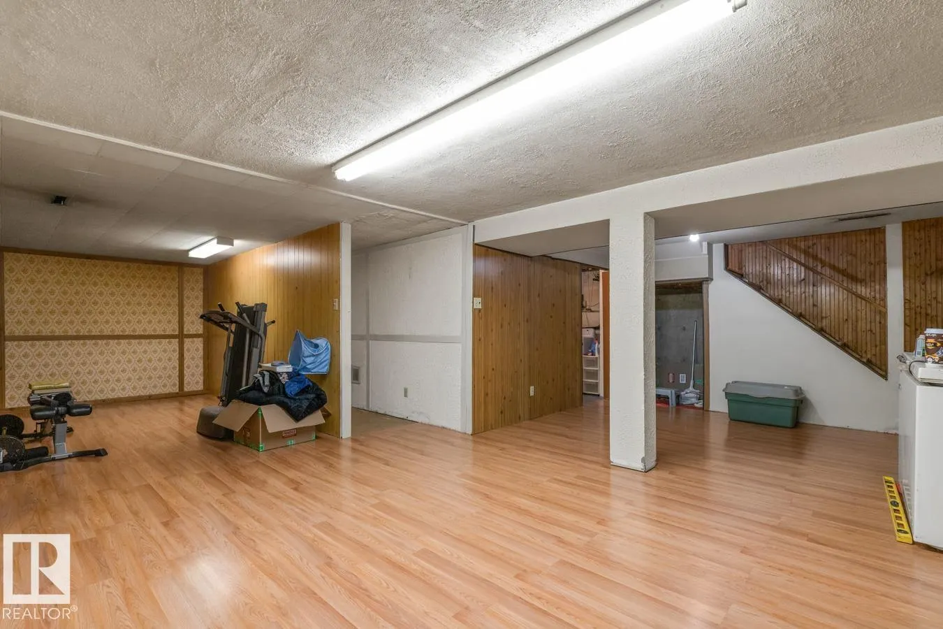 789 ALDER AV