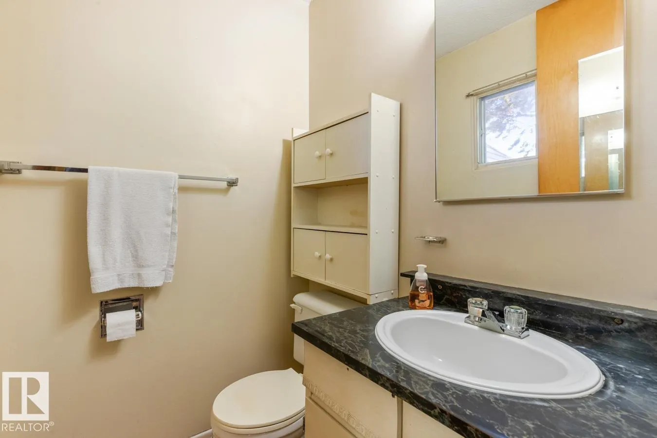 789 ALDER AV