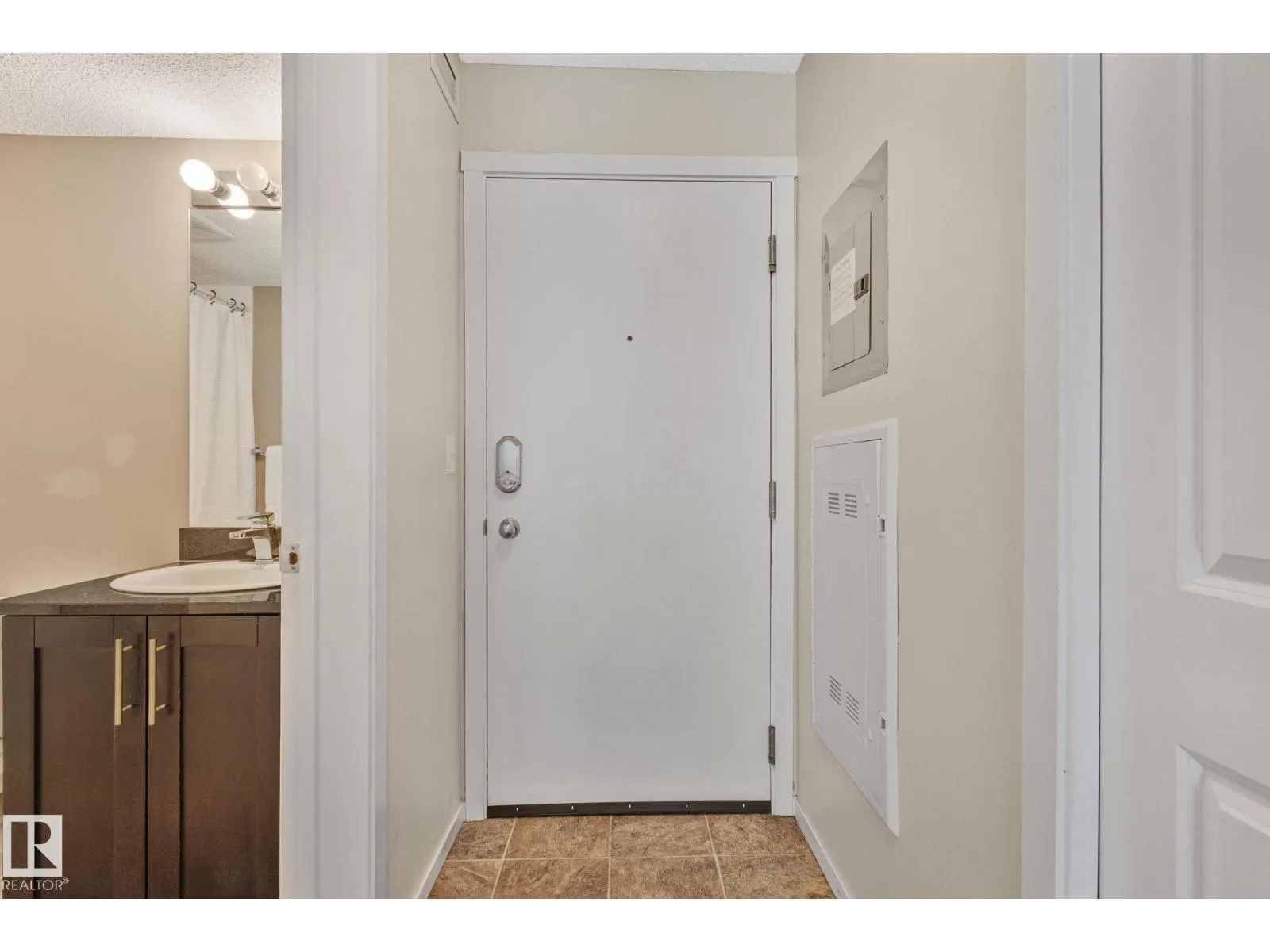 #210 5804 MULLEN PL NW