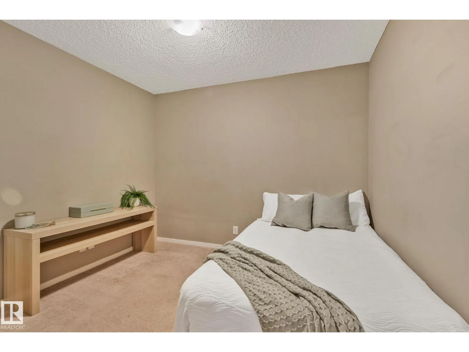 #210 5804 MULLEN PL NW