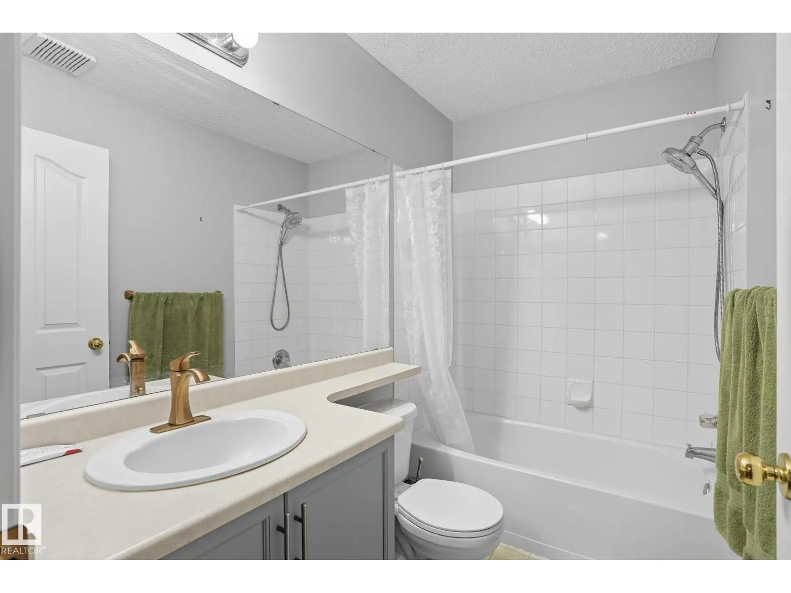 #130 17447 98A Ave NW