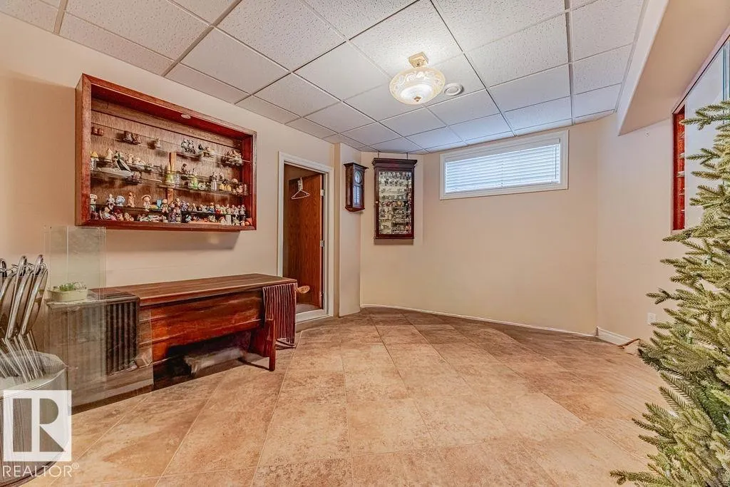 617 FOUNTAIN CREEK CI