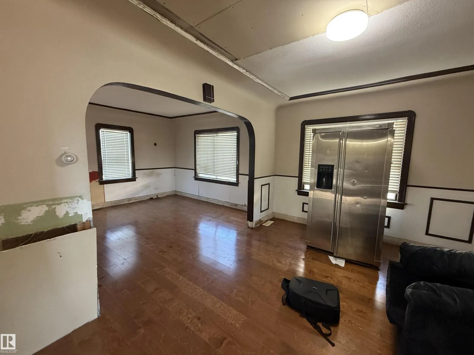 12749 85 ST NW