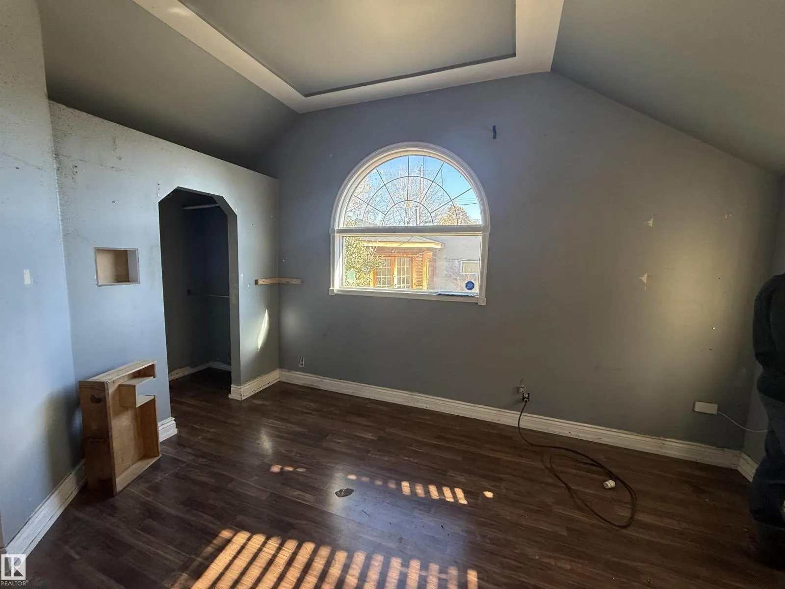 12749 85 ST NW