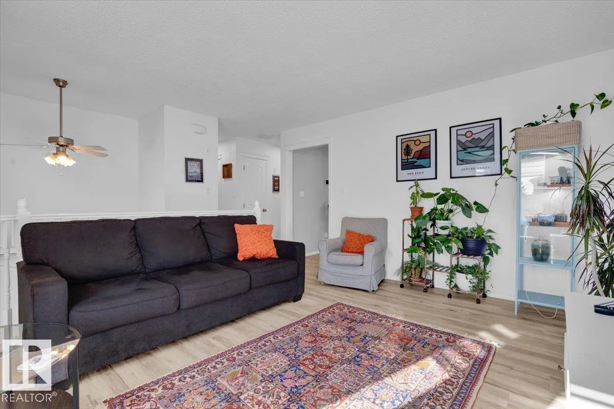 49 BIRCHMONT DR