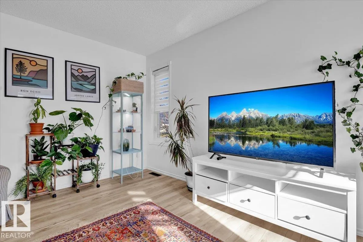 49 BIRCHMONT DR