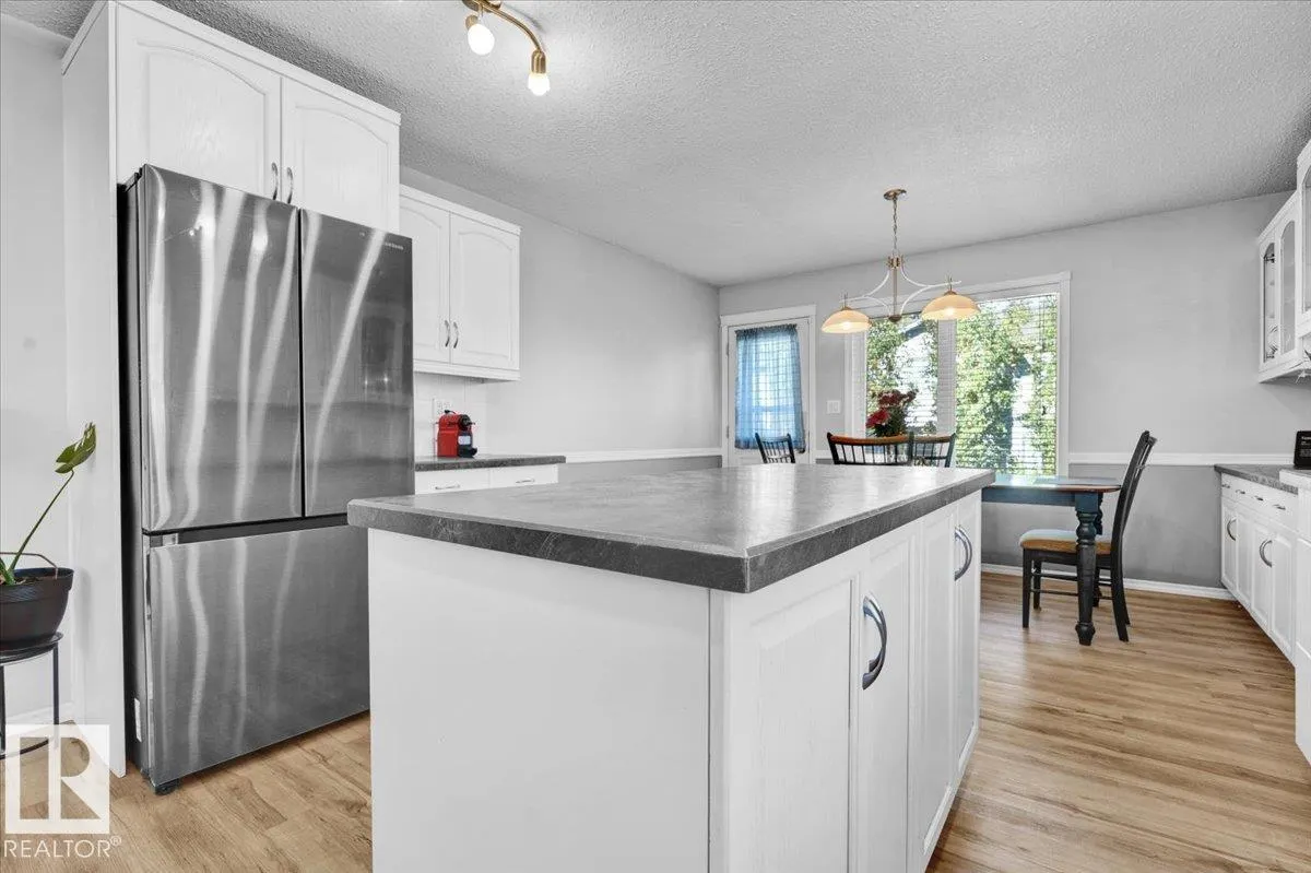 49 BIRCHMONT DR