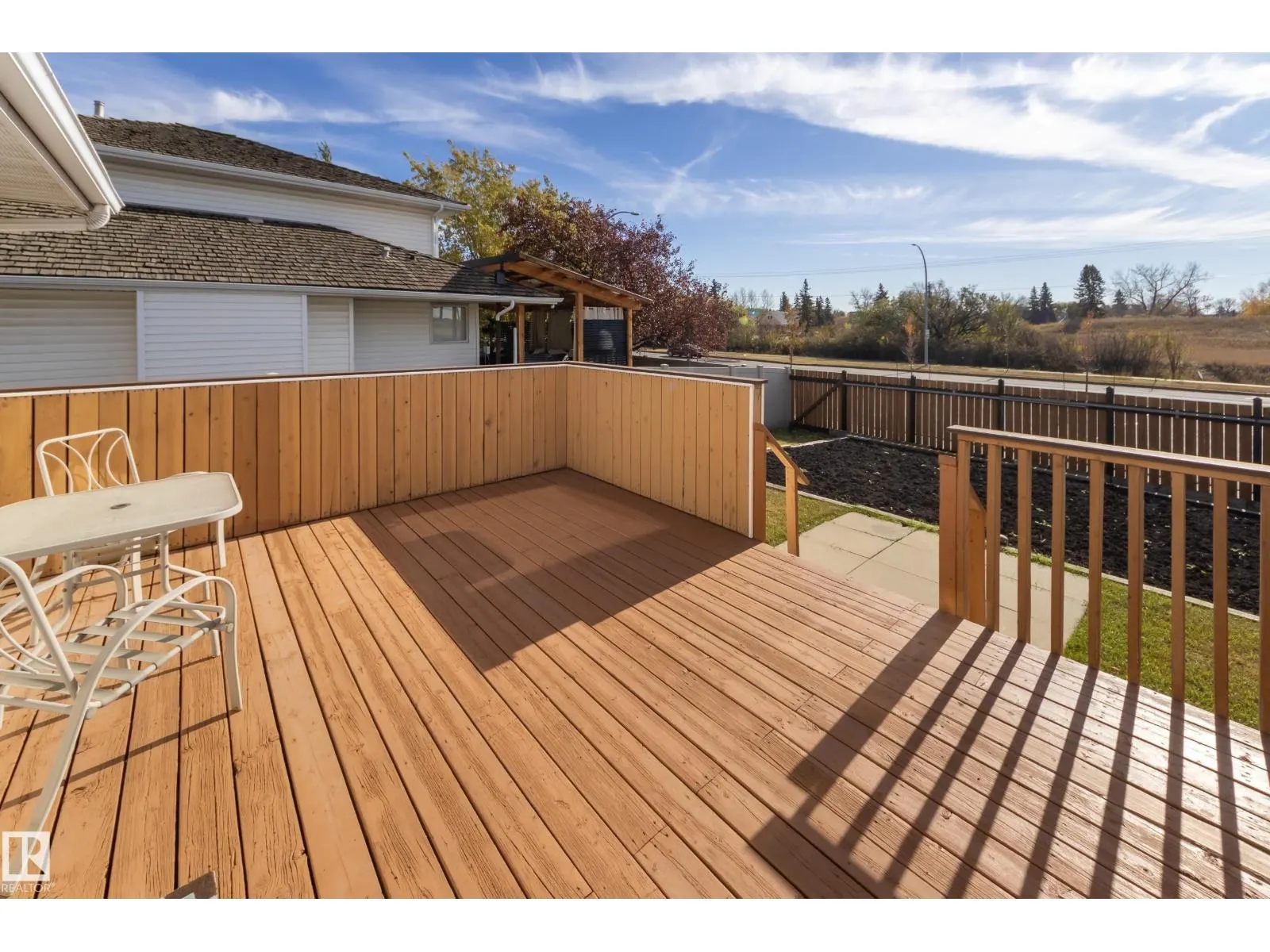 10315 154 AV NW
